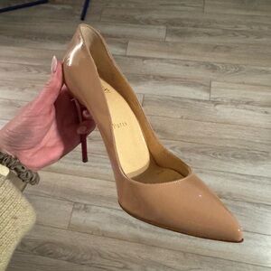 Christian Louboutin Beige Patent Pigalle Follies Heels
